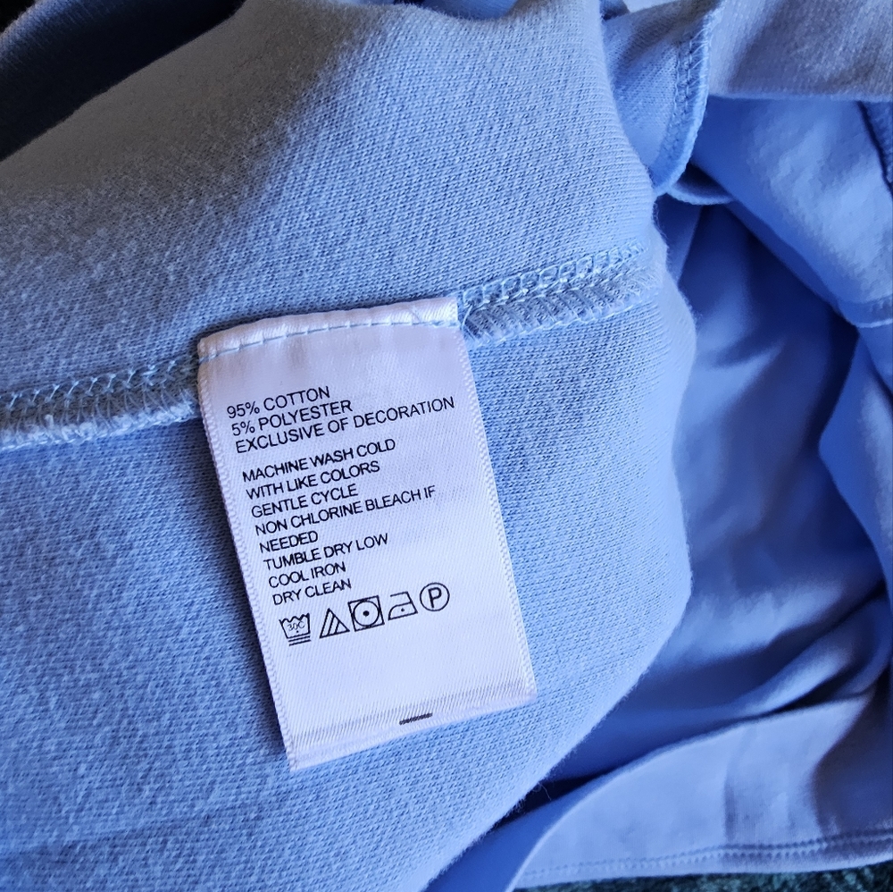 Tommy Bahama long sleeve, size XL - Picture 3 of 12
